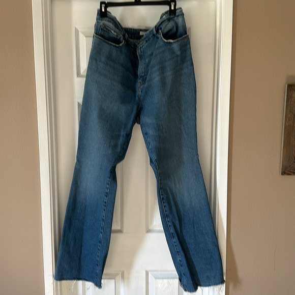 GOOD AMERICAN good classic boot cut jeans - Picture 3 of 5